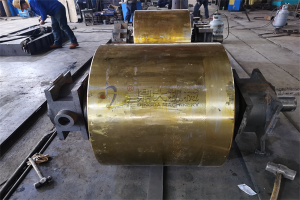 对辊破碎机辊皮