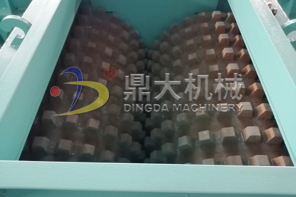 双齿辊破碎机辊轮