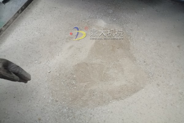 对辊制砂机试机现场