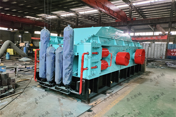 对辊破碎机